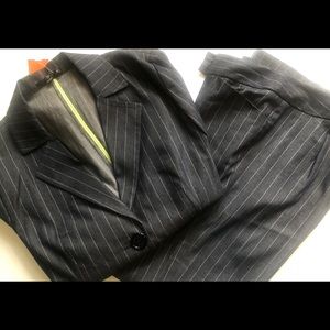 🆕 Teenflo Navy Pinstriped Power Pant Suit Sz:10